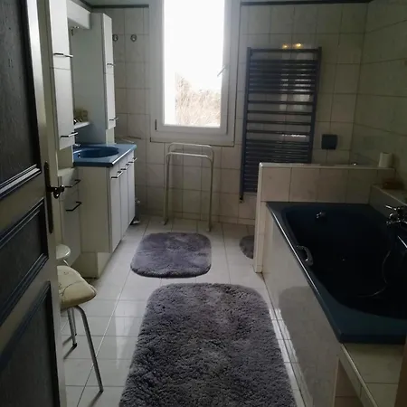 Authentique Maison Du 17E Siecle Dans Propriete Viticole, Idealement Situee Sablet Exterior photo
