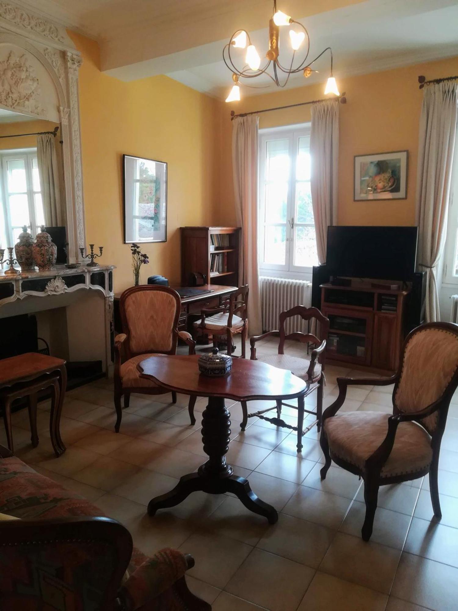 Holiday home Authentique Maison Du 17e Siecle Dans Propriete Viticole, Idealement Situee Sablet